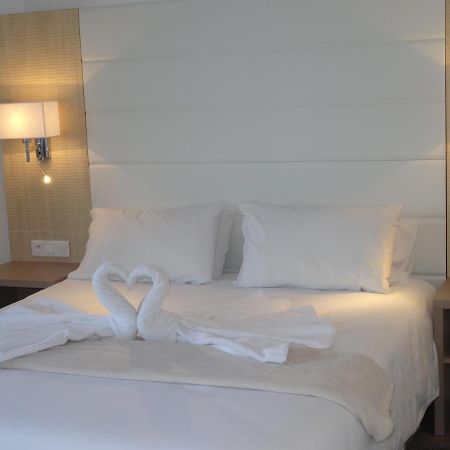 אונדאיי Hotel Uhainak מראה חיצוני תמונה