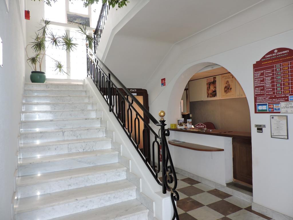 אונדאיי Hotel Uhainak מראה חיצוני תמונה